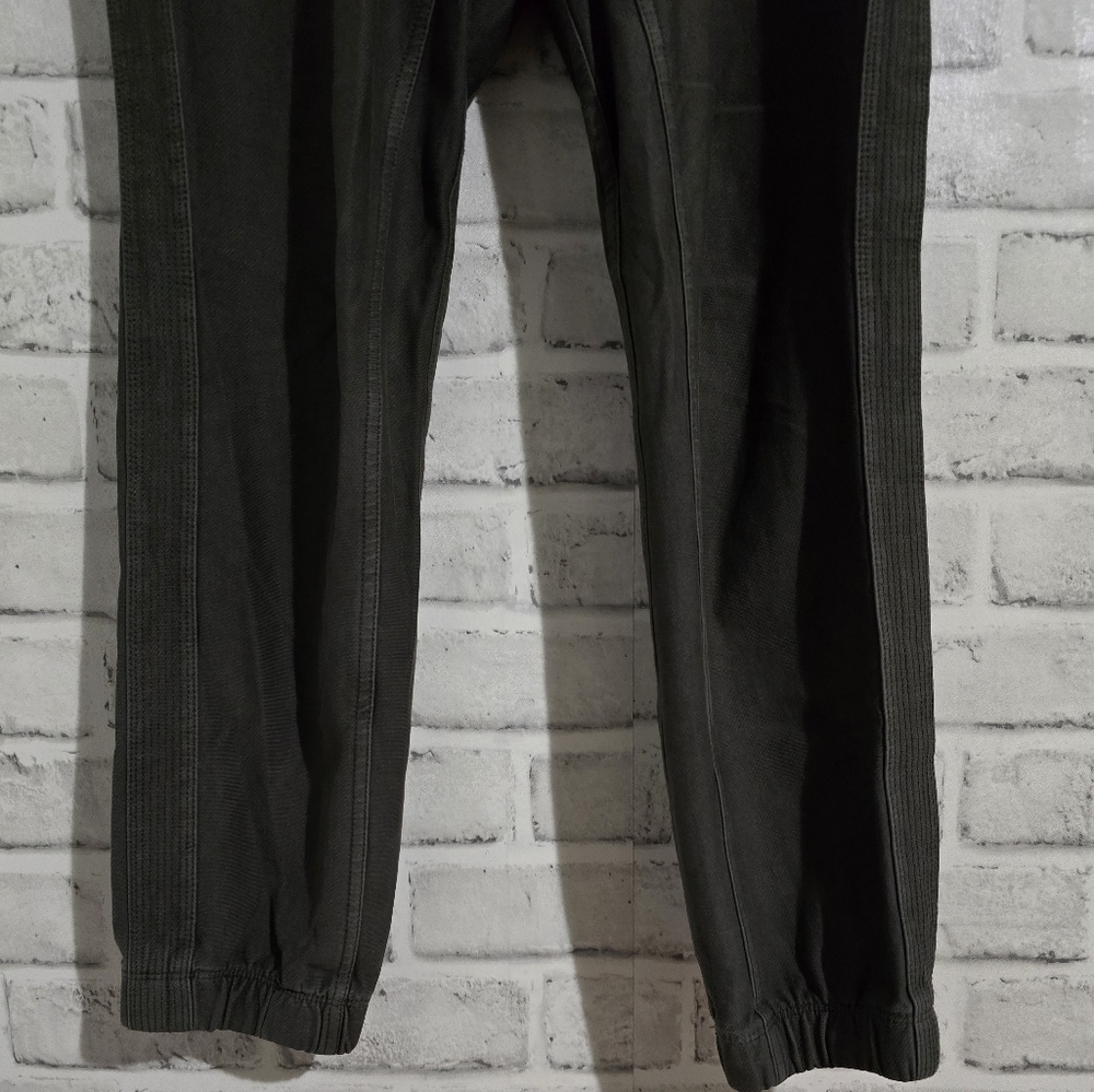 Athleta Farallon Jogger Green size 0 - Picture 8 of 9